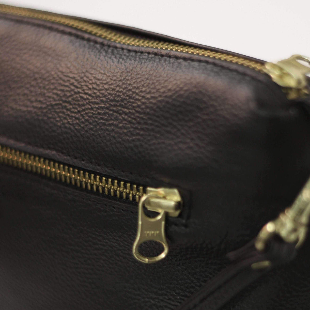 Woohoo - Leather Handbag Handbag CHAPEL Black
